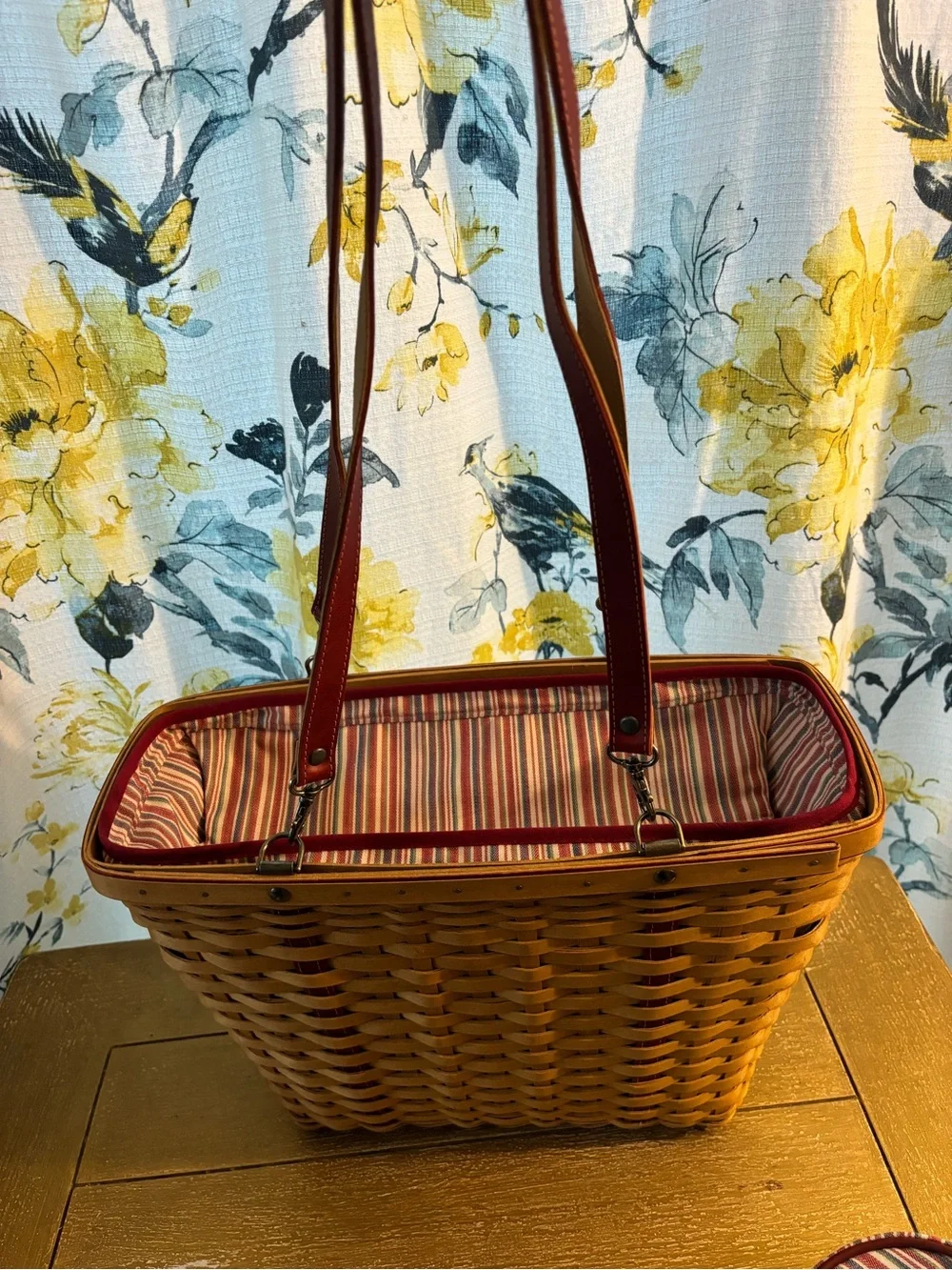 Longaberger 2004 Woven Market Career Tote, Red Leather Straps,Excellent Like New